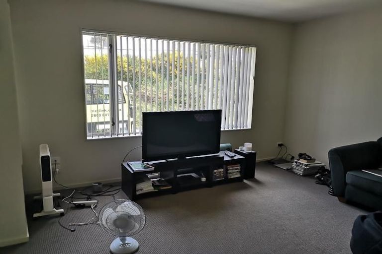 Photo of property in 189u4 Ohiro Road, Brooklyn, Wellington, 6021