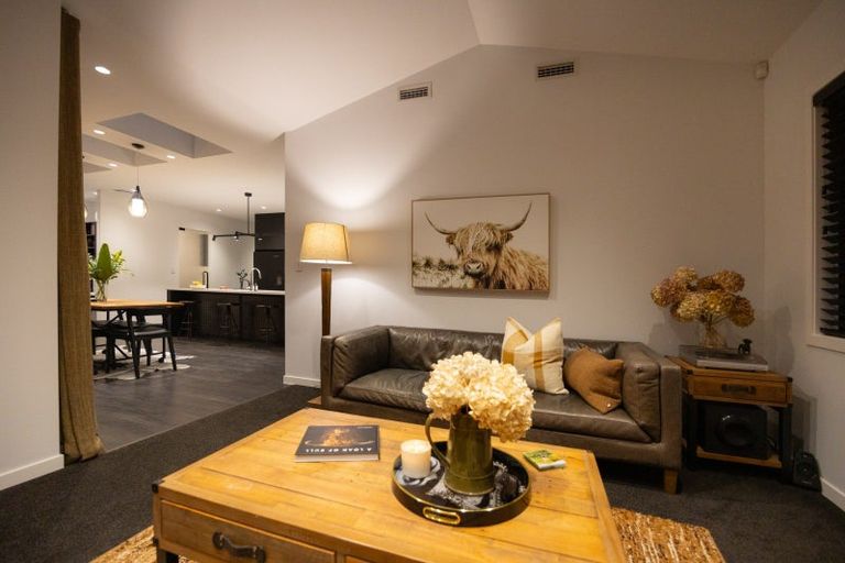 Photo of property in 11 Awanui Avenue, Hokowhitu, Palmerston North, 4410