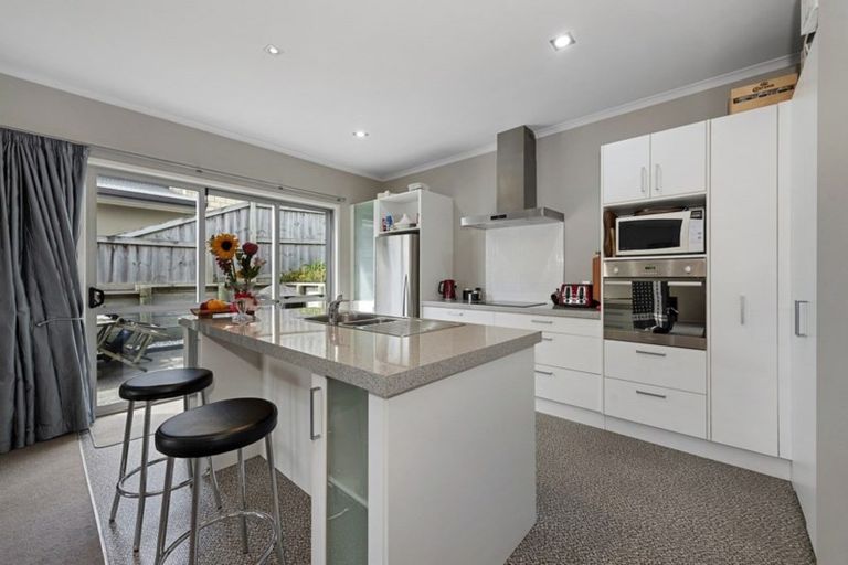 Photo of property in 12 Raddington Way, Huntington, Hamilton, 3210