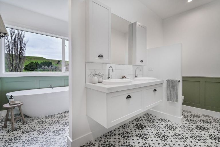 Photo of property in 748 Taihape Road, Pukehamoamoa, Hastings, 4179