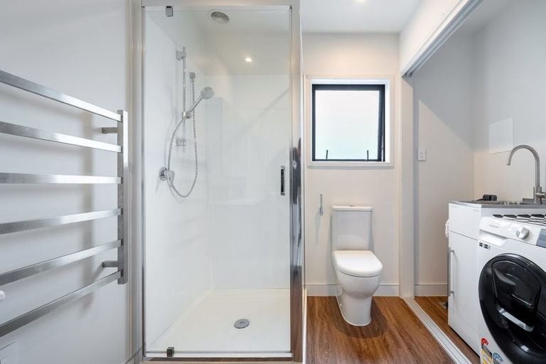 Photo of property in 68 Glidepath Road, Hobsonville, Auckland, 0616