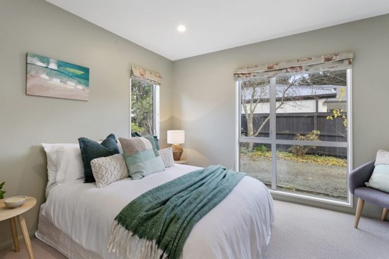 Photo of property in 5 Tanu Place, Parklands, Christchurch, 8083