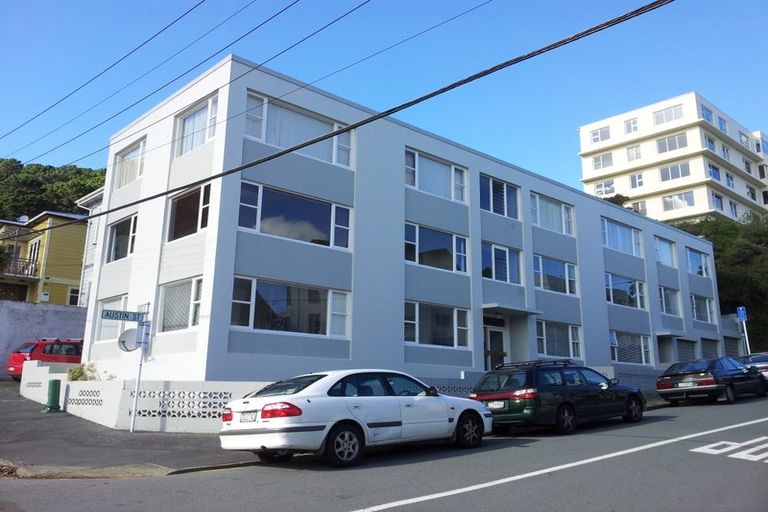 Photo of property in 117u3 Austin Street, Mount Victoria, Wellington, 6011