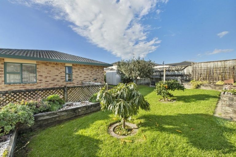 Photo of property in 6 Maddison Place, Welcome Bay, Tauranga, 3112
