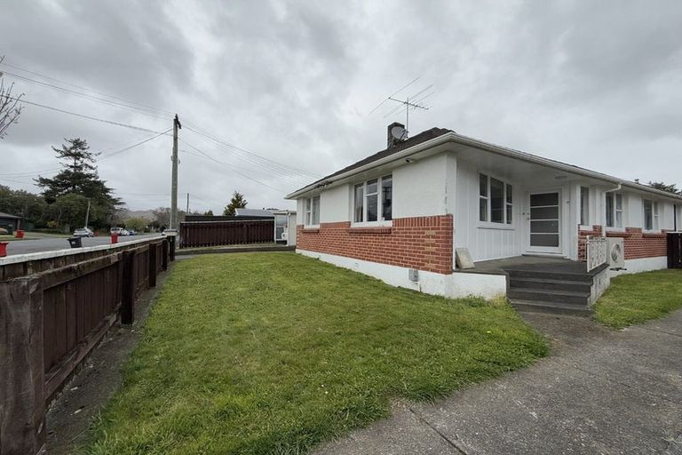 Photo of property in 1/35 Tararua Street, Trentham, Upper Hutt, 5018