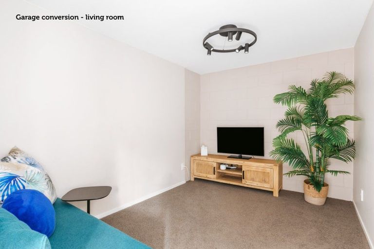 Photo of property in 103b Simpson Road, Papamoa Beach, Papamoa, 3118