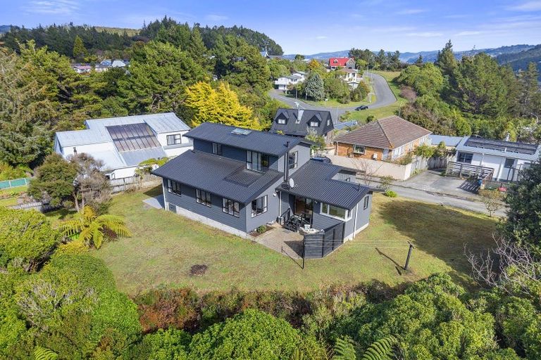 Photo of property in 201 Holborn Drive, Stokes Valley, Lower Hutt, 5019