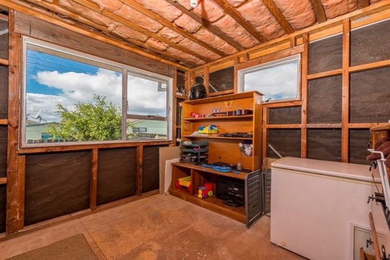 Photo of property in 2/37 John Walker Drive, Manurewa, Auckland, 2102