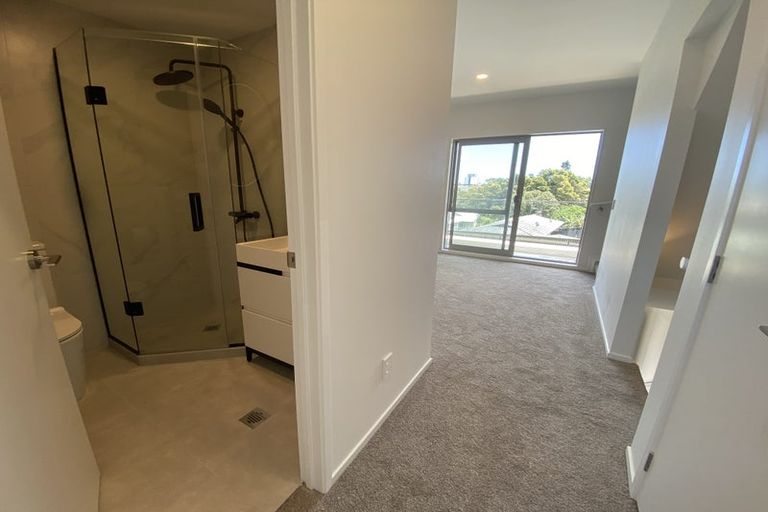 Photo of property in 6/36 Edmonton Road, Henderson, Auckland, 0612