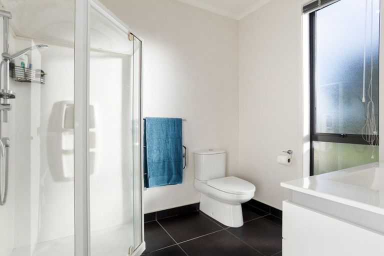 Photo of property in 22 Pointon Glade, Grandview Heights, Hamilton, 3200