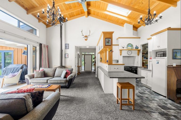 Photo of property in 430 Echolands Road, Taumarunui, 3994
