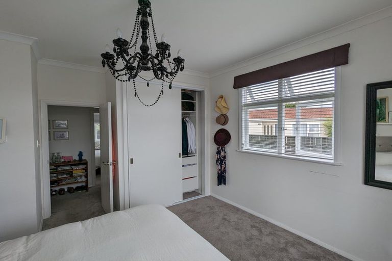 Photo of property in 50 Hollis Road, Paraparaumu Beach, Paraparaumu, 5032
