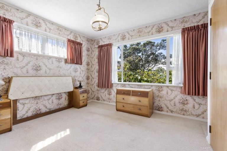 Photo of property in 145 Broderick Road, Johnsonville, Wellington, 6037