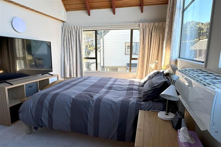 Photo of property in 2 Stanton Crescent, Karoro, Greymouth, 7805