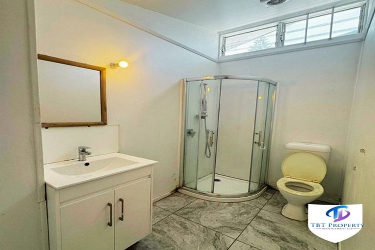 Photo of property in 2/138a Great South Road, Manurewa, Auckland, 2102