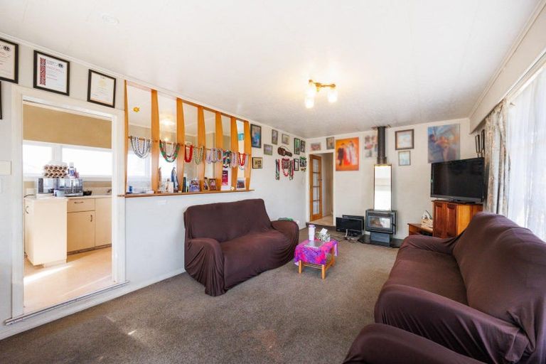 Photo of property in 11 Hannan Street, Levin, 5510