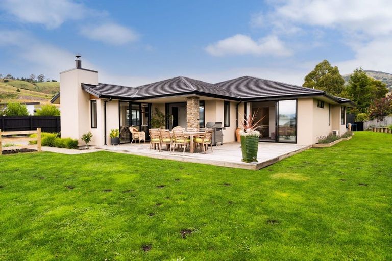 Photo of property in 42 Heathfield Drive, Mosgiel, 9024