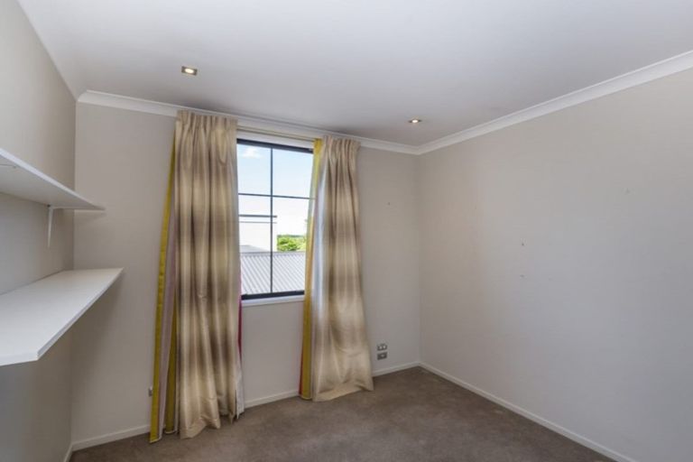 Photo of property in 38 Country Club Terrace, Northwood, Christchurch, 8051