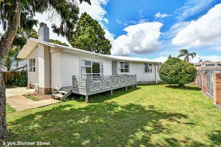 Photo of property in 9 Von Sturmer Street, Mangere East, Auckland, 2024