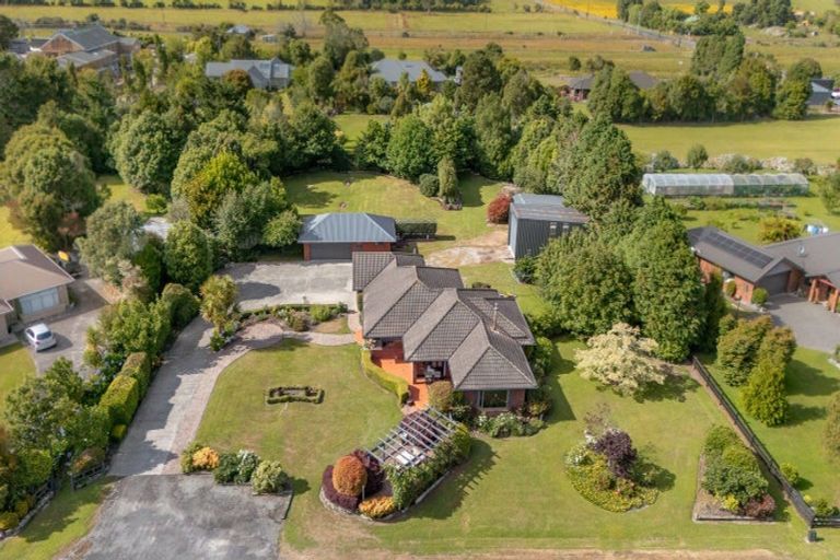 Photo of property in 39 Kew Road, Westport, 7825