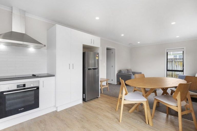 Photo of property in 12 Emmadale Lane, Hamilton East, Hamilton, 3216