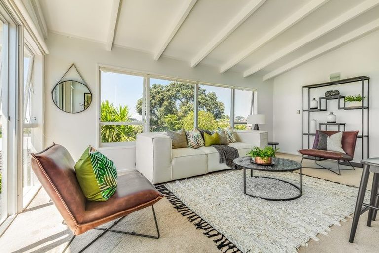 Photo of property in 1/5 Gull Lane, Mairangi Bay, Auckland, 0630