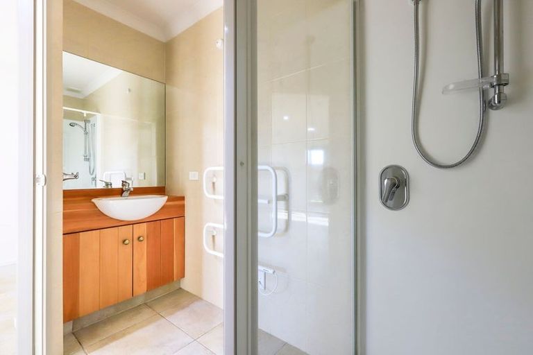 Photo of property in 1/19 Havelock Road, Havelock North, 4130