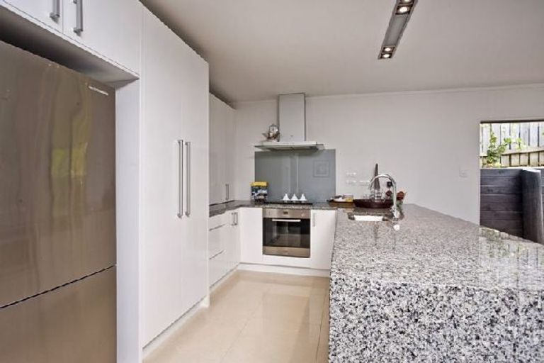 Photo of property in 234 Beach Haven Road, Beach Haven, Auckland, 0626