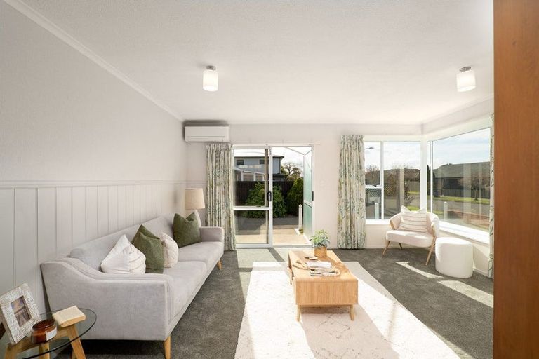 Photo of property in 3 Briarmont Street, Avondale, Christchurch, 8061