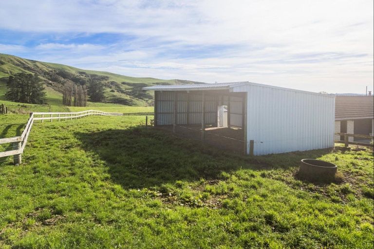 Photo of property in 196 Happy Valley Road, Owhiro Bay, Wellington, 6023