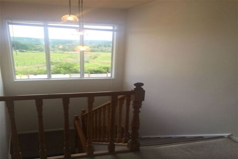 Photo of property in 74 Deacon Road, Riverhead, Kumeu, 0892