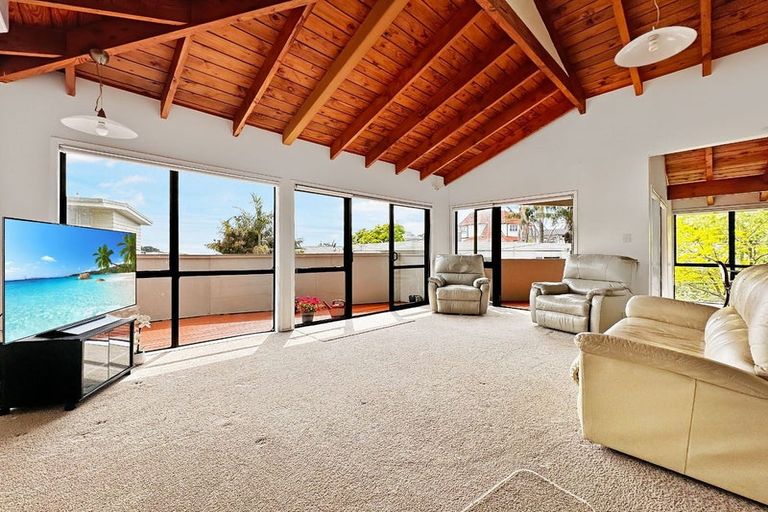 Photo of property in 20a/1 Hauraki Road, Hauraki, Auckland, 0622