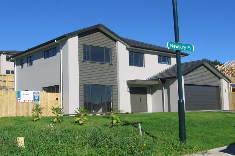 Photo of property in 8 Newbury Place, Schnapper Rock, Auckland, 0632