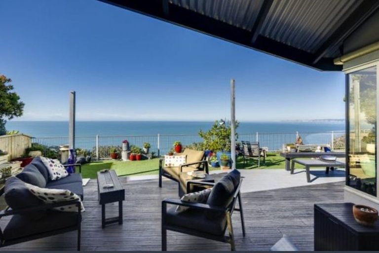 Photo of property in 130a Priestley Terrace, Bluff Hill, Napier, 4110