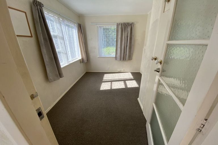 Photo of property in 158f1 Newlands Road, Newlands, Wellington, 6037