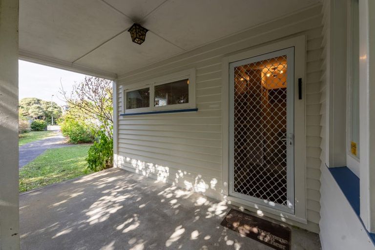 Photo of property in 18 Newry Road, Raumati Beach, Paraparaumu, 5032