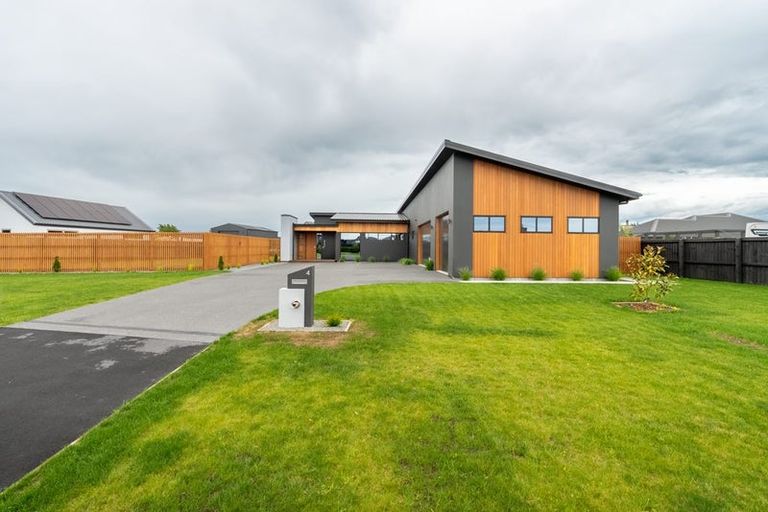 Photo of property in 4 Barewood Grove, West Melton, 7618