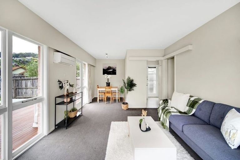 Photo of property in 23 Landsdowne Terrace, Cashmere, Christchurch, 8022