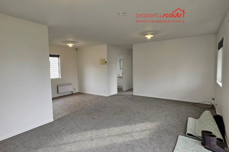 Photo of property in 1 Durham Street, Cannons Creek, Porirua, 5024