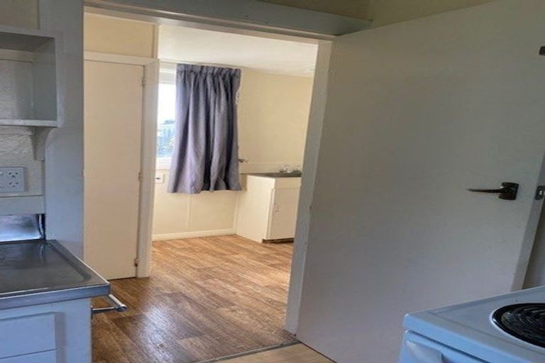 Photo of property in 253 Main South Road, Hornby, Christchurch, 8042