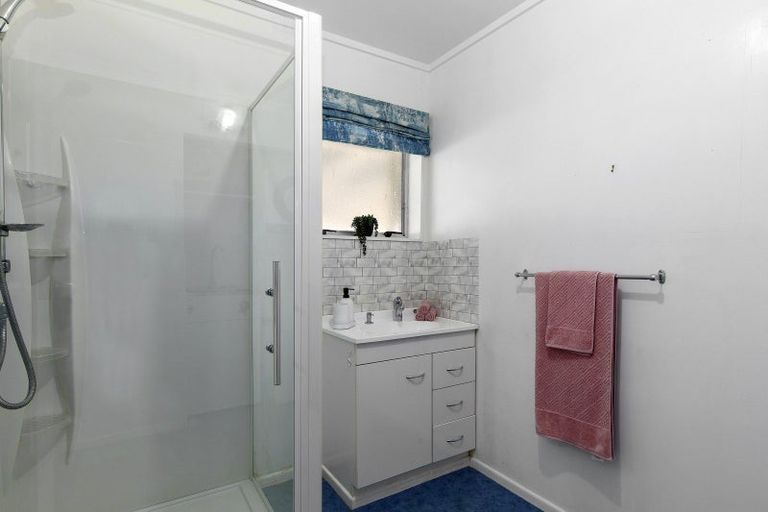 Photo of property in 24a Roband Crescent, Brown Owl, Upper Hutt, 5018