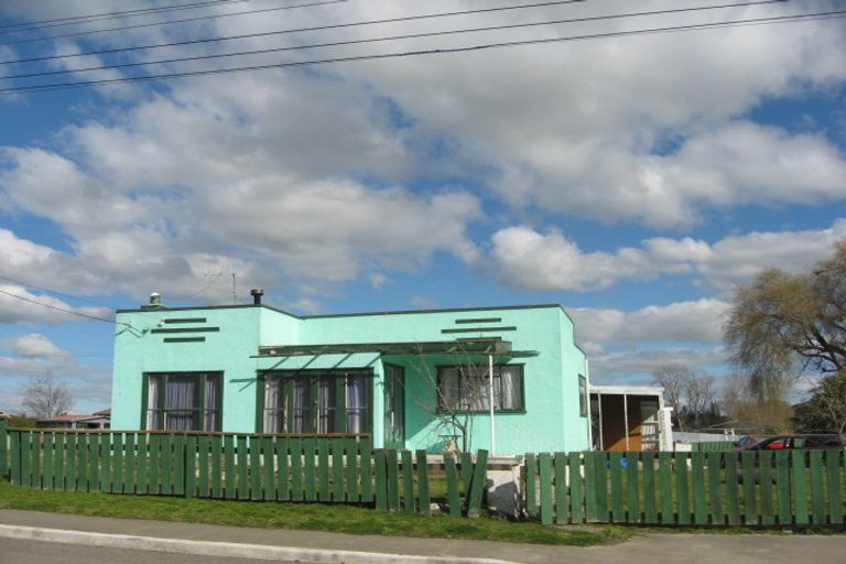 Photo of property in 11 Tamumu Road, Waipawa, 4210