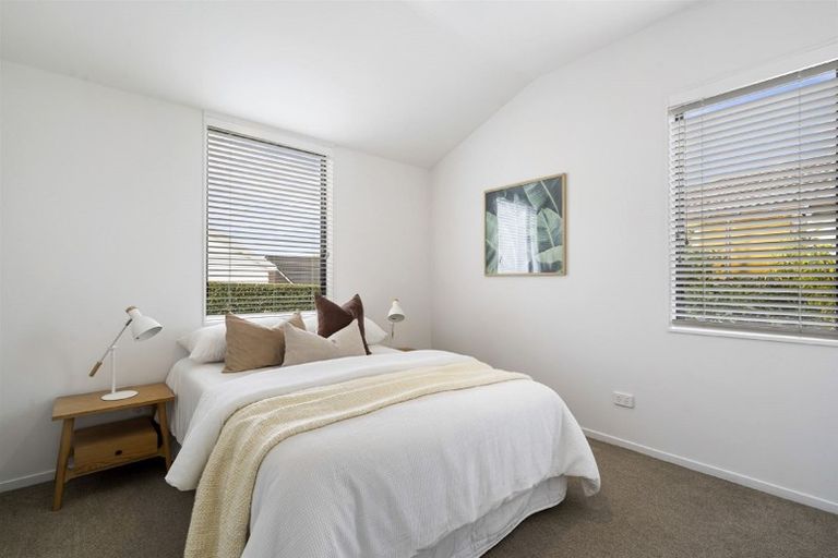 Photo of property in 4 Argyle Terrace, Milford, Auckland, 0620