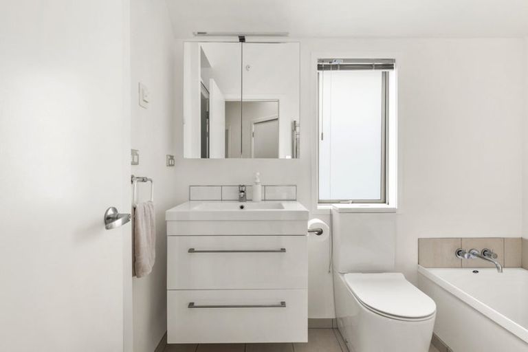 Photo of property in 12/60 Owen Street, Newtown, Wellington, 6021