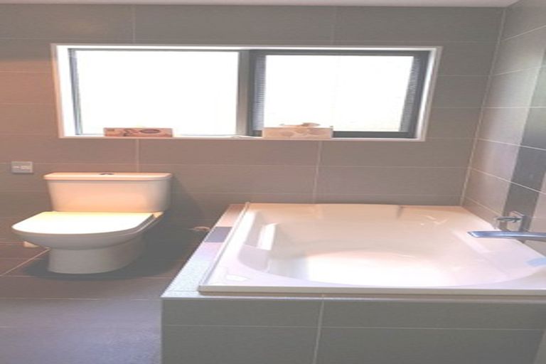 Photo of property in 34 Bur Oak Terrace, Schnapper Rock, Auckland, 0632