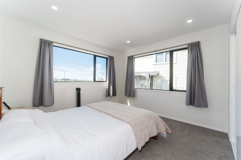 Photo of property in 13c Keiha Crescent, Massey, Auckland, 0614