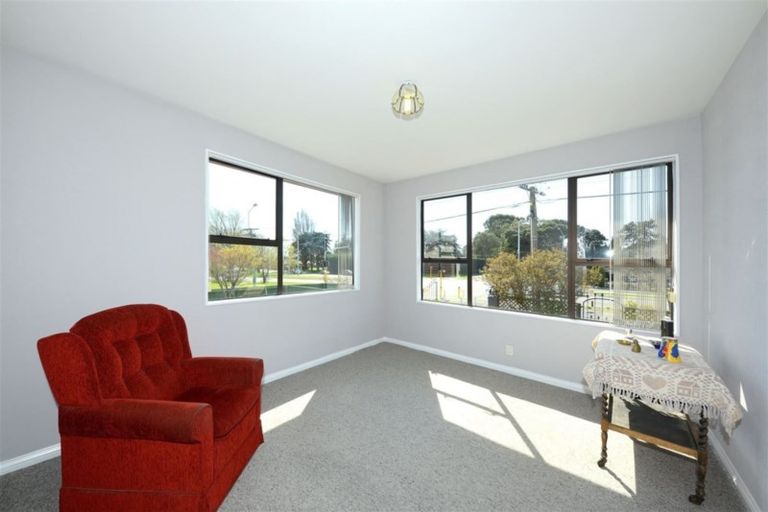 Photo of property in 452 Linwood Avenue, Woolston, Christchurch, 8062