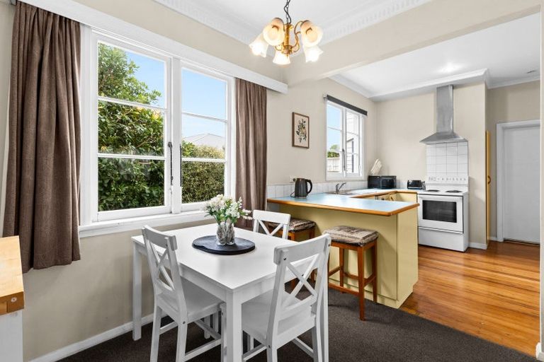 Photo of property in 7 Higgins Street, Marewa, Napier, 4110