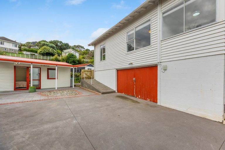 Photo of property in 13 Bracken Street, New Plymouth, 4310