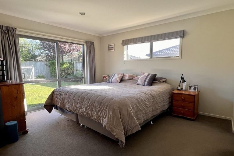 Photo of property in 39 Faringdon Boulevard, Rolleston, 7615